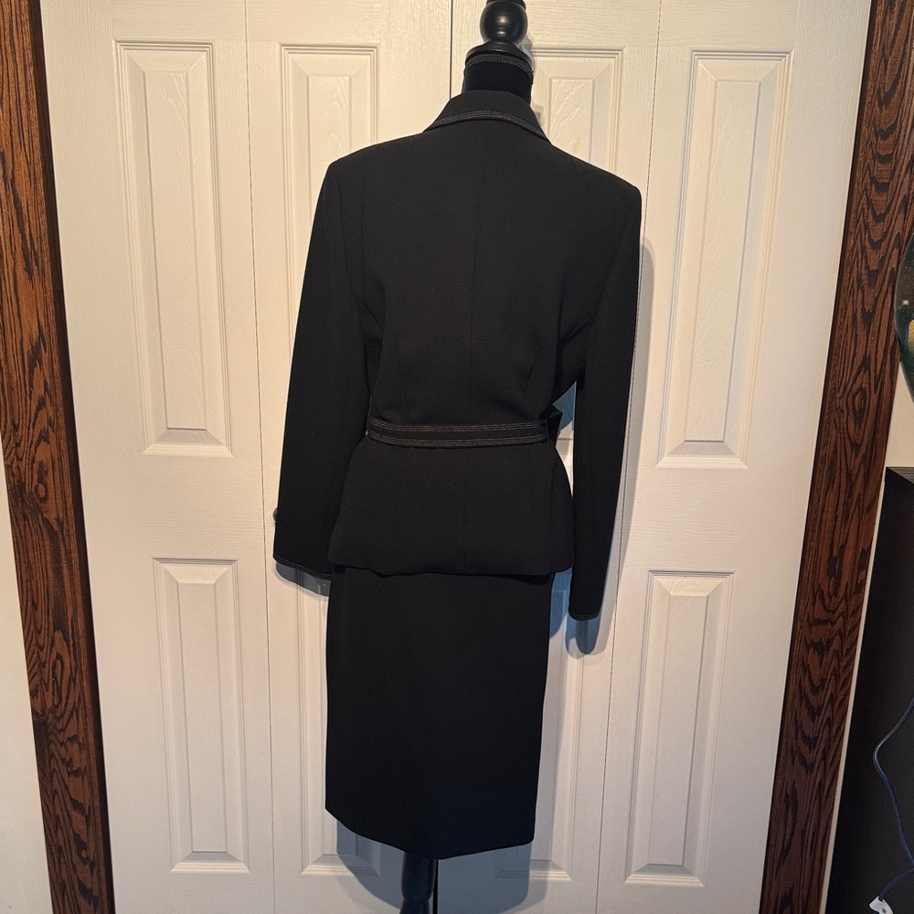 Ann Taylor Black Blazer with Satin Lining - Picture 5 of 5